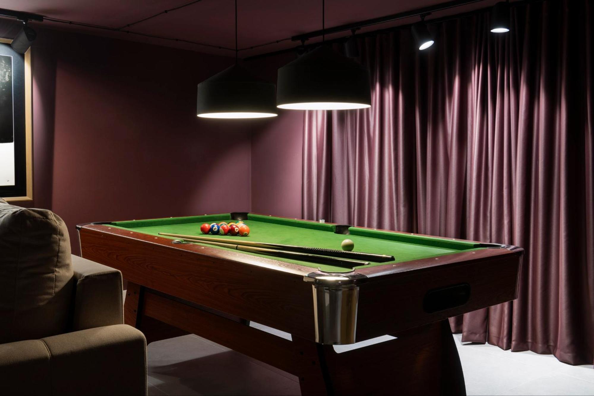 Monkeys Apartments Trastamara Billiard Room 塞维利亚 外观 照片